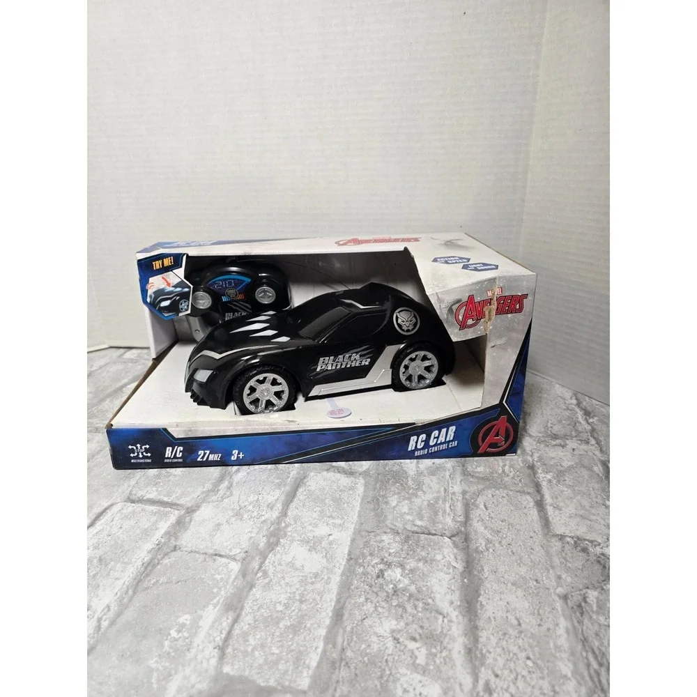 Marvel Avengers BLACK PANTHER Friction‎ Car *With Light & Sound* Item #731666